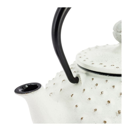 Chaleira Japonesa de ferro fundido Iwachu Kanbin branca e dourada - 350 ml