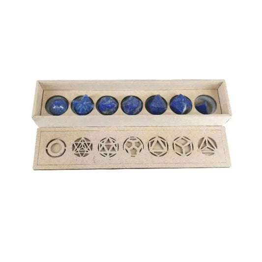 Conjunto de 7 sólidos platónicos de Lápis-lazuli com estojo em madeira