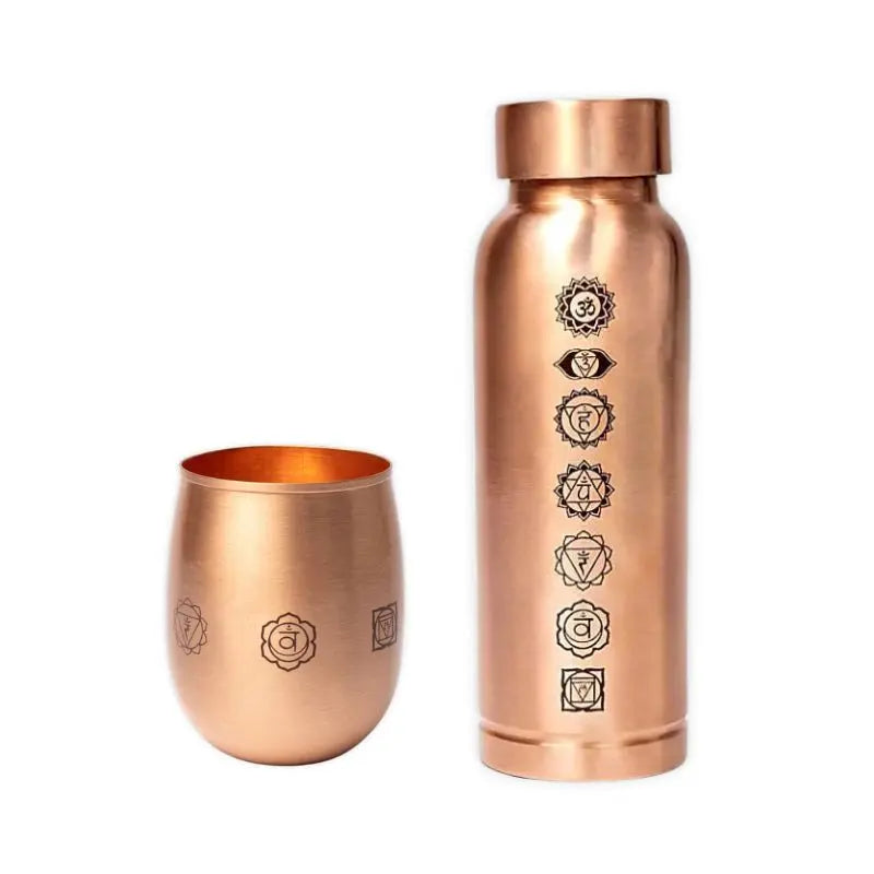 Kit com garrafa e copo em cobre - 7 Chakras
