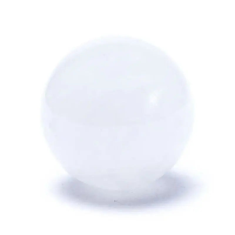 Esfera de quartzo branco em pedra natural polida